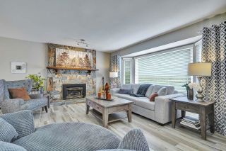 Photo 4: 6341 180A Street in Surrey: Cloverdale BC House for sale (Cloverdale)  : MLS®# R2673488