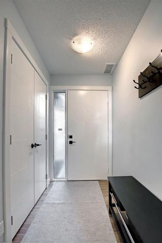 Photo 5:  in : Silver Springs Row/Townhouse  (Calgary) 