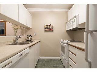 Photo 11: 110 1230 HARO Street in Vancouver: West End VW Condo for sale in "1230 Haro" (Vancouver West)  : MLS®# V1050586