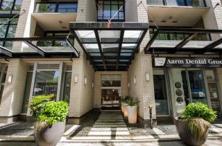 Photo 2: 304 1252 HORNBY Street in Vancouver: Downtown VW Condo for sale in "PURE" (Vancouver West)  : MLS®# R2456656