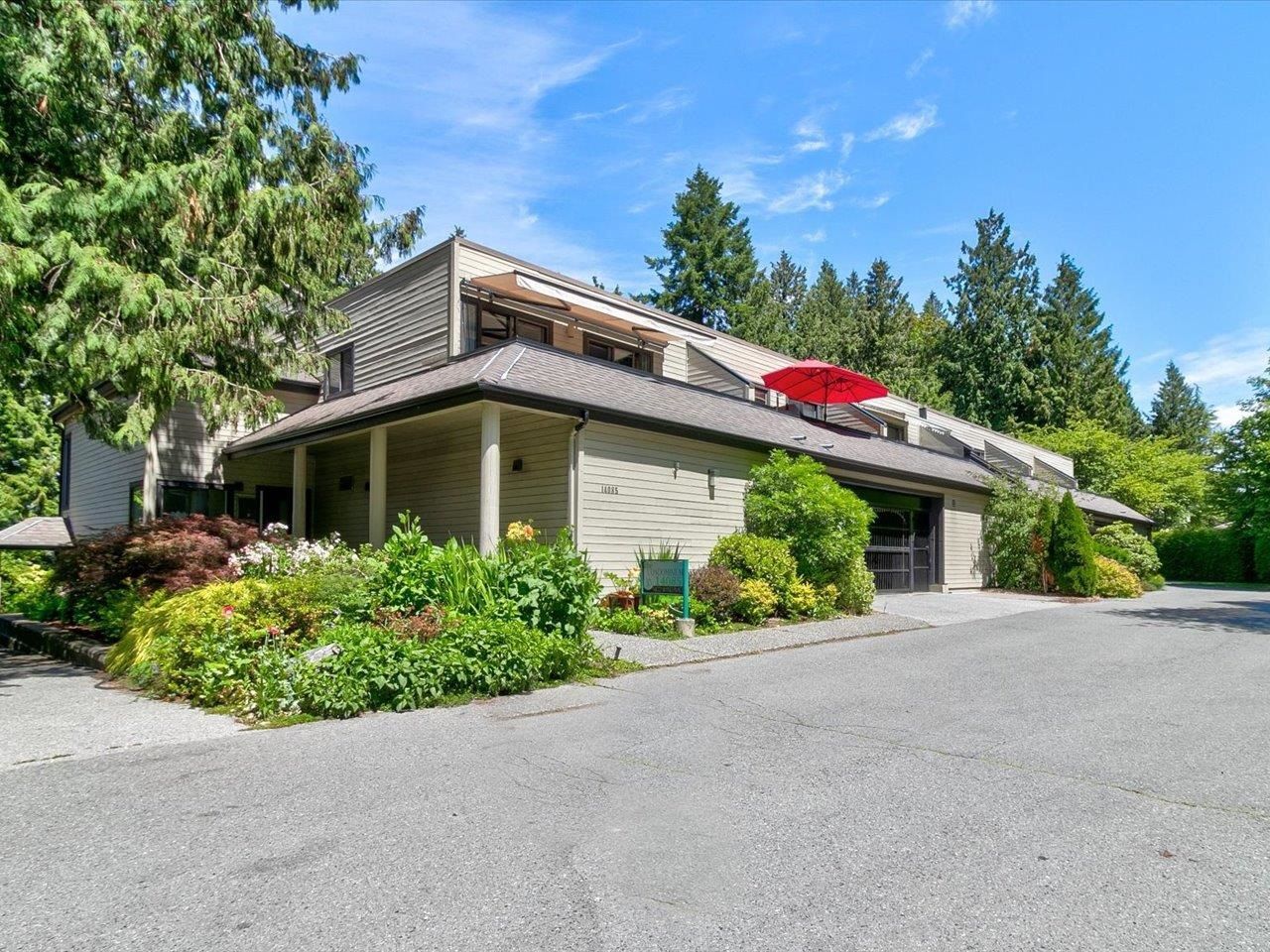 Main Photo: 12 14085 NICO WYND Place in Surrey: Elgin Chantrell Condo for sale in "NICO WYND ESTATES & GOLF COURSE" (South Surrey White Rock)  : MLS®# R2793757