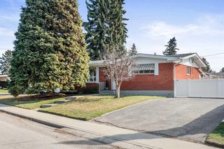 Photo 4: 10404 8 Street SW in Calgary: Southwood Detached for sale : MLS®# A2124975