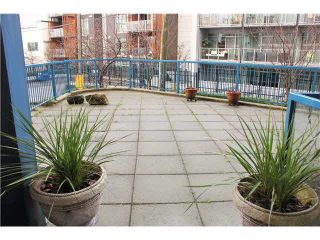 Photo 10: 204 237 E 4TH Avenue in Vancouver: Mount Pleasant VE Condo for sale in "THE ARTWORKS" (Vancouver East)  : MLS®# V1102209