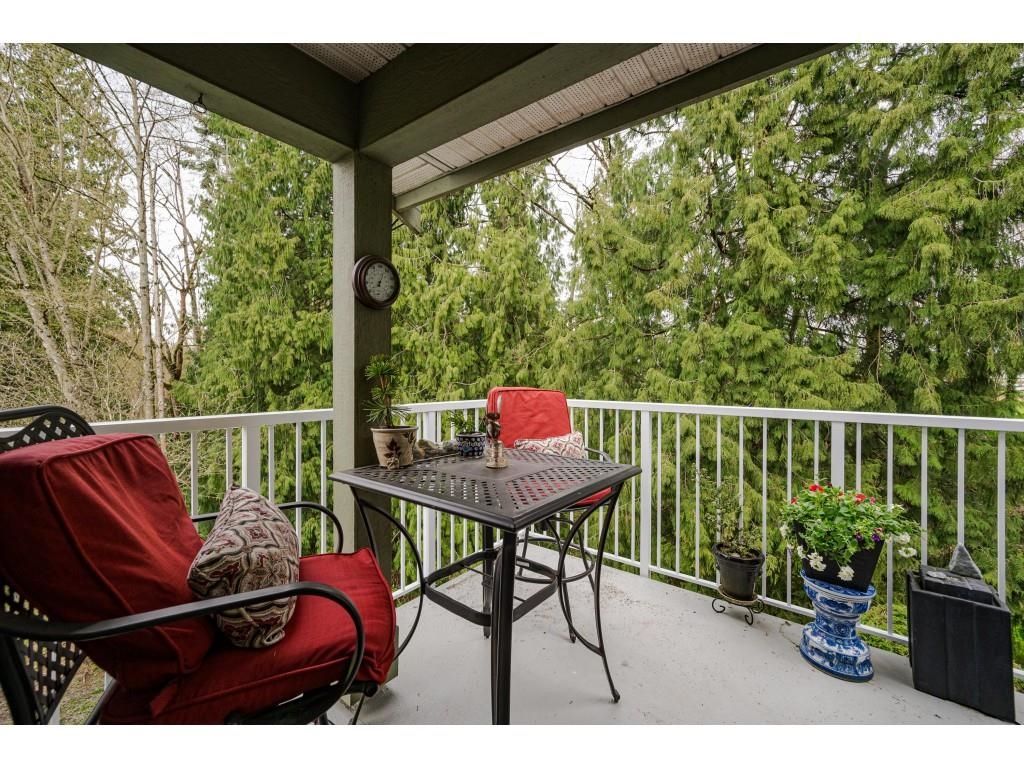 Photo 3: Photos: 26 8892 208 Street in Langley: Walnut Grove Townhouse for sale in "HUNTER'S RUN" : MLS®# R2687022