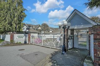 Main Photo: 1005 9147 154 Street in Surrey: Fleetwood Tynehead Townhouse for sale in "Lexington Square" : MLS®# R2876068