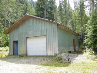 Photo 2: 5115 East Barriere FSR in East Barriere Lake: House for sale