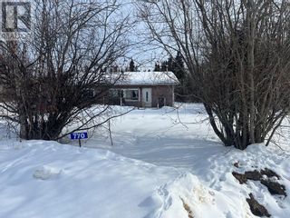 Photo 1: 770 Cardinal Crescent in Wabasca: House for sale : MLS®# A2031935