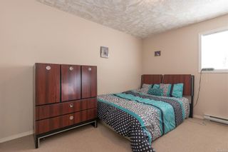 Photo 17: 999 Furber Rd in Langford: La Langford Proper Half Duplex for sale : MLS®# 919276