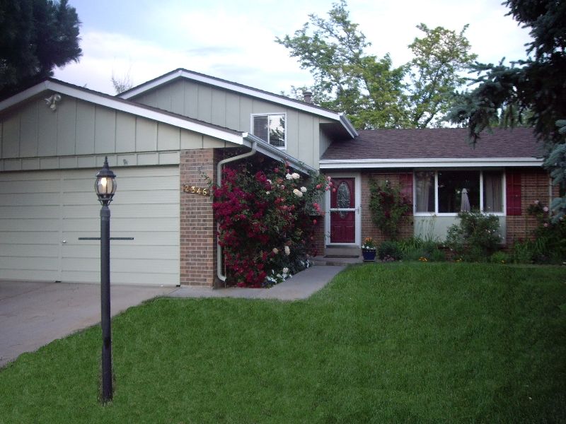 Main Photo: 2346 S. Lansing Street in Aurora: Eastridge House for sale (AUS)  : MLS®# 745089
