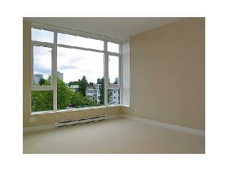 Photo 6: 905 1333 W 11TH Avenue in Vancouver: Fairview VW Condo for sale in "SAKURA" (Vancouver West)  : MLS®# V866051