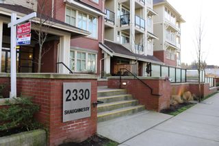 Photo 2: 404-2330 SHAUGHNESSY STREET in PORT COQUITLAM: Condo for sale (Port Coquitlam)  : MLS®#  V1123158