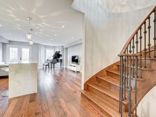 Photo 5: 16 Stonebriar Drive in Vaughan: Maple House (2-Storey) for sale : MLS®# N5825790