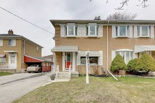 Photo 2: 6 Medway Crescent in Toronto: Bendale House (2-Storey) for sale (Toronto E09)  : MLS®# E5179820