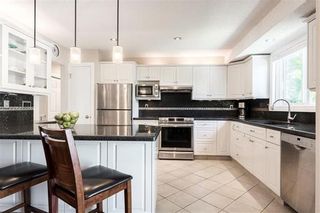Photo 7: 431 BRACEWOOD Crescent SW in Calgary: Braeside Residential for sale ()  : MLS®# C4302650