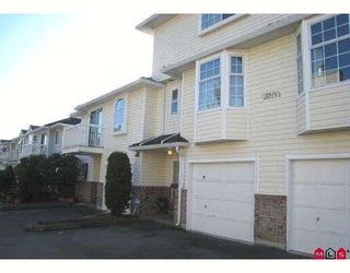 Photo 2: 3 13982 72ND Avenue in Surrey: East Newton Townhouse for sale in "UPTON PLACE NORTH" : MLS®# F2819286