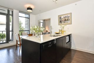 Photo 11: 404 2851 HEATHER Street in Vancouver: Fairview VW Condo for sale in "Tapestry" (Vancouver West)  : MLS®# R2512313