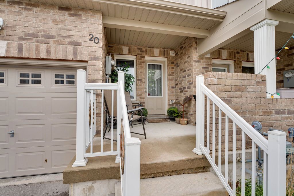 Photo 3: Photos: 20 75 Prince William Way in Barrie: House for sale (Simcoe)  : MLS®# 40131843	