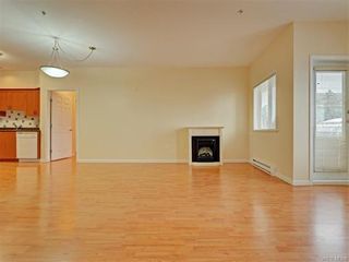 Photo 5: 206 360 Goldstream Ave in VICTORIA: Co Colwood Corners Condo for sale (Colwood)  : MLS®# 747908