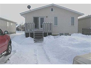 Photo 3: 1277 KILDARE Avenue East in WINNIPEG: Transcona Residential for sale (North East Winnipeg)  : MLS®# 2401045