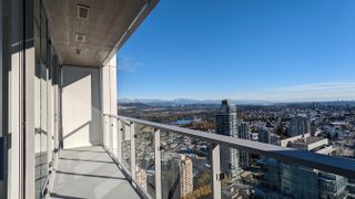 Photo 5: 4401 6000 MCKAY Avenue in Burnaby: Metrotown Condo for sale in "STATION SQUARE 6" (Burnaby South)  : MLS®# R2836119