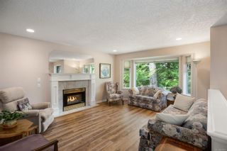 Photo 3: 6937 Hagan Rd in Central Saanich: CS Brentwood Bay House for sale : MLS®# 870053