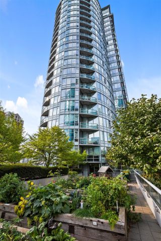 Main Photo: 1605 833 HOMER Street in Vancouver: Downtown VW Condo for sale (Vancouver West)  : MLS®# R2760115