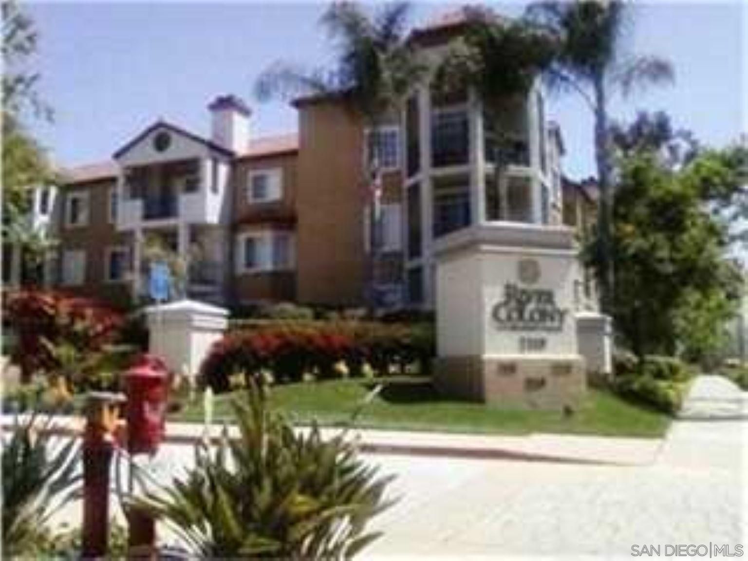 Main Photo: MISSION VALLEY Condo for sale : 1 bedrooms : 2020 Camino De La Reina #2202 in San Diego