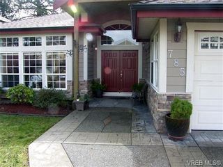 Photo 1: 785 Harrier Way in VICTORIA: La Bear Mountain House for sale (Langford)  : MLS®# 725087