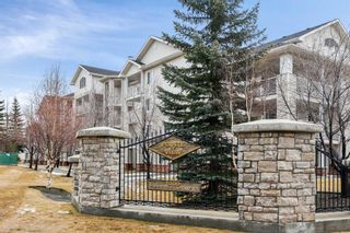 Photo 2: 409 17 Country Village Bay NE in Calgary: Country Hills Village Apartment for sale : MLS®# A2120461
