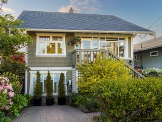 Photo 2: 148 Moss St in Victoria: Vi Fairfield West House for sale : MLS®# 932955