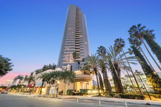 Main Photo: DOWNTOWN Condo for sale : 2 bedrooms : 100 Harbor Dr #2104 in San Diego