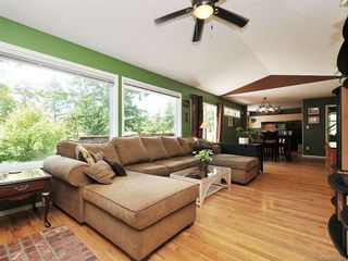 Photo 4: 637 Rason Rd in Langford: La Thetis Heights House for sale : MLS®# 633393
