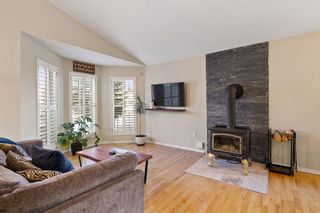 Photo 3: 134 Sierra Nevada Close SW in Calgary: Signal Hill Detached for sale : MLS®# A2023790