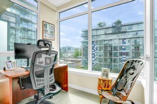 Photo 10: 611 38 W 1ST Avenue in Vancouver: False Creek Condo for sale in "The One" (Vancouver West)  : MLS®# R2691559