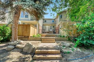 Photo 2: 2336 17A Street SW in Calgary: Bankview Row/Townhouse for sale : MLS®# A2061384