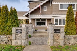 Main Photo: 1952 Runnymede Ave in Victoria: Vi Fairfield East House for sale : MLS®# 922242