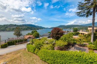 Photo 3: 1007 Ioco Road in Port Moody: Barber Street House for sale : MLS®# R2593092