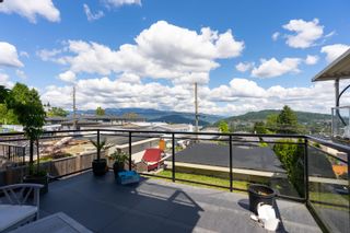 Photo 7: 14 N ELLESMERE Avenue in Burnaby: Capitol Hill BN House for sale (Burnaby North)  : MLS®# R2618565