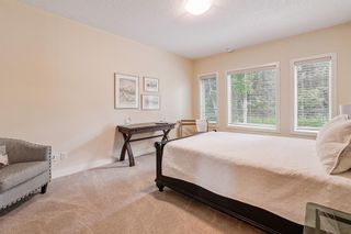 Photo 32: 134 Discovery Ridge Boulevard SW in Calgary: Discovery Ridge Detached for sale : MLS®# A2052814