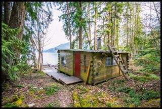 Photo 23: 424 Old Sicamous Road: Sicamous House for sale (Revelstoke/Shuswap)  : MLS®# 10082168