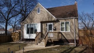 Photo 1: 111 Handyside Avenue in Winnipeg: St Vital House for sale (South East Winnipeg)  : MLS®# 1202668