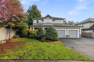 Photo 2: 817 Rogers Ave in Saanich: SE High Quadra House for sale (Saanich East)  : MLS®# 948515