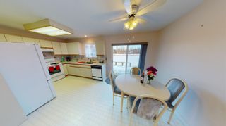 Photo 8: 792 FUNN Street in Quesnel: Quesnel - Town House for sale in "Funn Street" (Quesnel (Zone 28))  : MLS®# R2638487