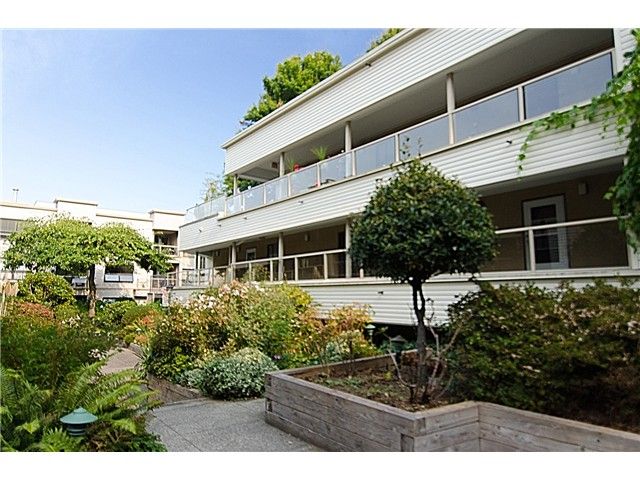Main Photo: 201 1350 COMOX Street in Vancouver: West End VW Condo for sale (Vancouver West)  : MLS®# V973058