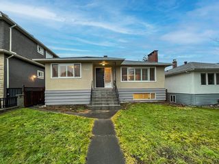 Photo 1: 545 W 63RD Avenue in Vancouver: Marpole House for sale (Vancouver West)  : MLS®# R2664106