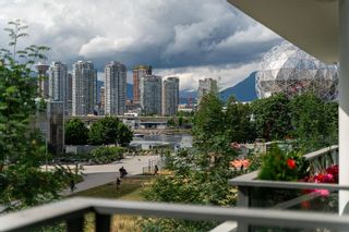 Photo 29: 305 1688 PULLMAN PORTER Street in Vancouver: Mount Pleasant VE Condo for sale in "NAVIO SOUTH" (Vancouver East)  : MLS®# R2794231
