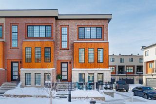 Main Photo: 303 81 Greenbriar Place NW in Calgary: Greenwood/Greenbriar Row/Townhouse for sale : MLS®# A2117801