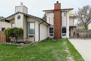 Photo 2: 11 Callum Crescent in Winnipeg: North Kildonan Residential for sale (3F)  : MLS®# 202312957