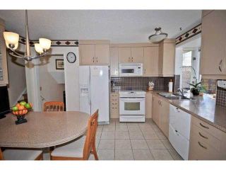 Photo 4: 748 CEDARILLE Way SW in CALGARY: Cedarbrae Residential Detached Single Family for sale (Calgary)  : MLS®# C3518750