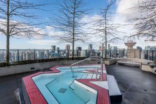 Photo 18: 907 128 W CORDOVA Street in Vancouver: Downtown VW Condo for sale in "Woodwards W43" (Vancouver West)  : MLS®# R2247630